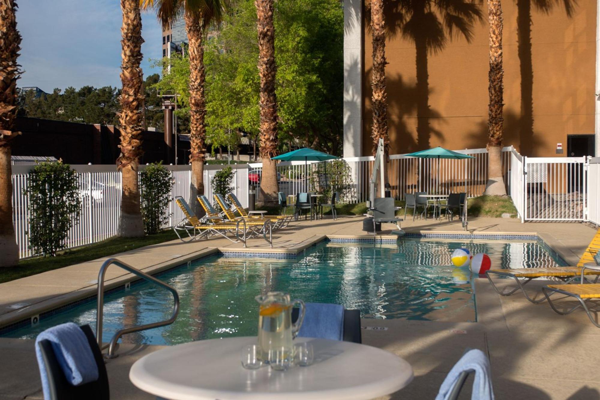 Fairfield Inn Las Vegas Convention Center Eksteriør billede